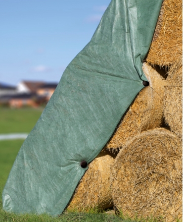 Invelitoare protectie baloti si cereale, Zill PolyTex, verde, 140 g/m², fixata pe baloti