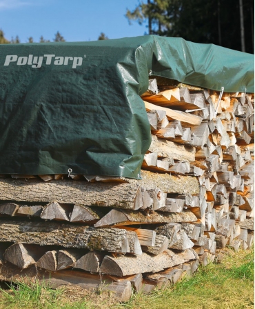 Prelata impermeabila tarpaulin Zill PolyTarp PE, verde, 210 g/m², folosita pe lemne