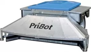 Robot pentru impingerea dejectiilor in grajd PriBot